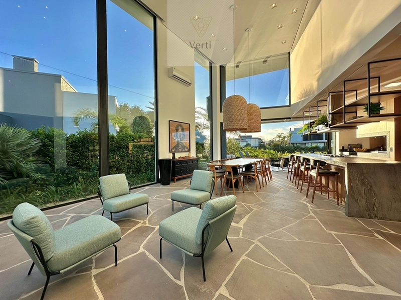 LUXO Á BEIRA LAGO COM CINCO SUÍTES E ALTO PADRÃO NO ENSEADA LAGOS DE XANGRI LÁ: 3ª foto da galeria de imagens do imóvel