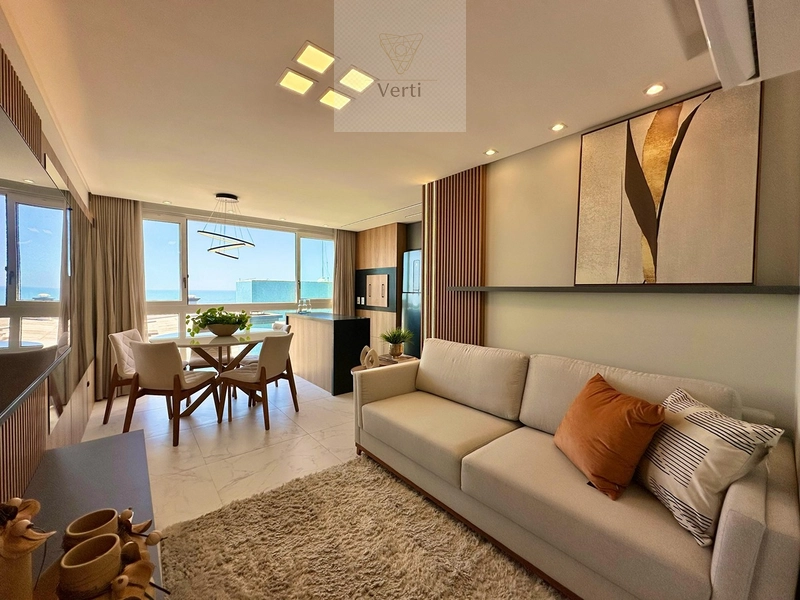 APARTAMENTO COM VISTA PARA O MAR E SACADA COM CHURRASQUEIRA : 2ª foto da galeria de imagens do imóvel