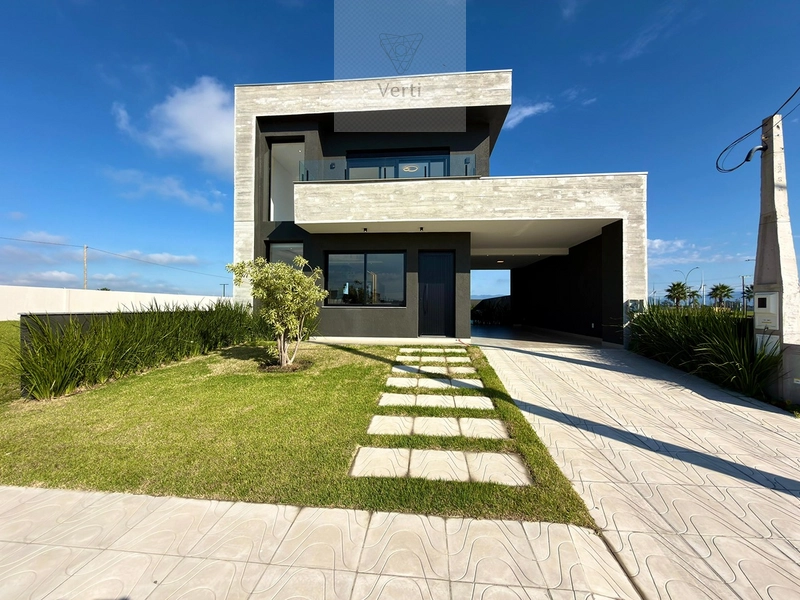 SOBRADO MODERNO COM PISCINA E AUTOMAÇÃO NO NOVA XANGRI-LÁ: 1ª foto da galeria de imagens do imóvel