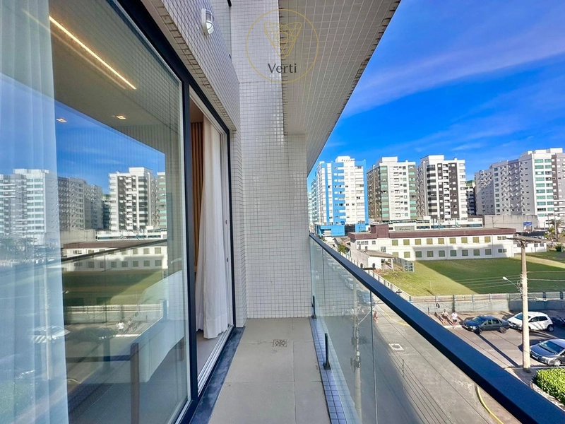 APARTAMENTO COM VISTA MAR, SERRA E PRAÇA: 9ª foto da galeria de imagens do imóvel