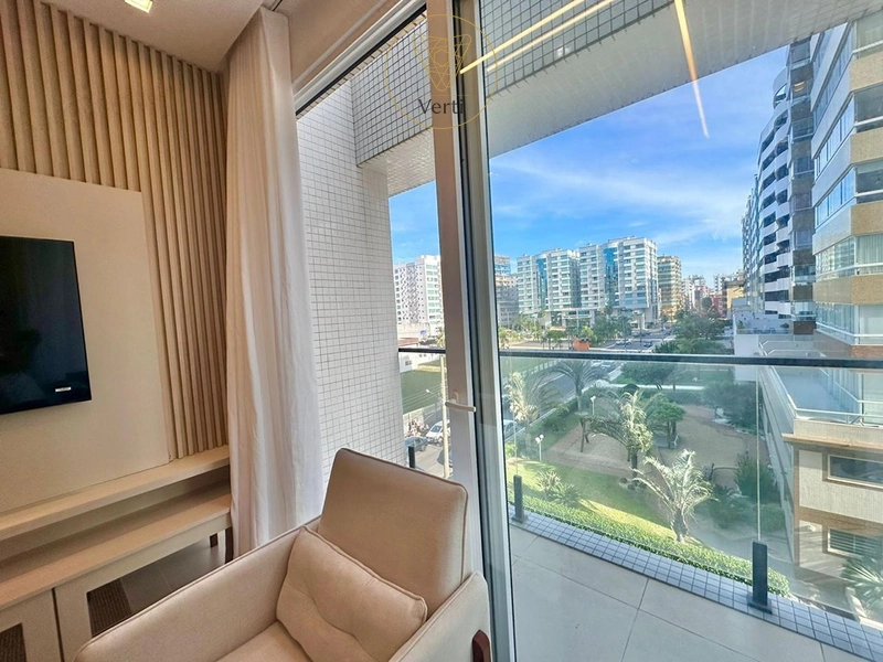 APARTAMENTO COM VISTA MAR, SERRA E PRAÇA: 6ª foto da galeria de imagens do imóvel