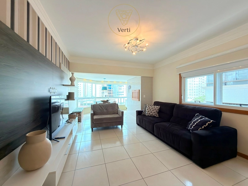 APARTAMENTO AMPLO E MOBILIADO À VENDA NO BAIRRO NAVEGANTES: 4ª foto da galeria de imagens do imóvel