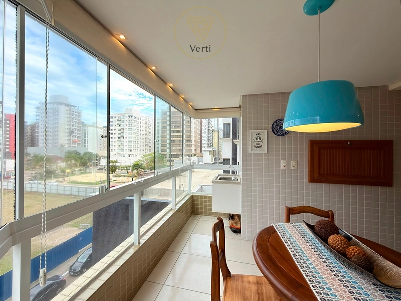 APARTAMENTO AMPLO E MOBILIADO À VENDA NO BAIRRO NAVEGANTES: 1ª foto da galeria de imagens do imóvel