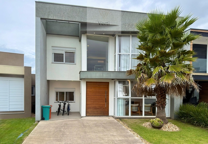 SOBRADO EXCLUSIVO E MOBILIADO NO CONDOMÍNIO BLUE EM XANGRI LÁ: 1ª foto da galeria de imagens do imóvel