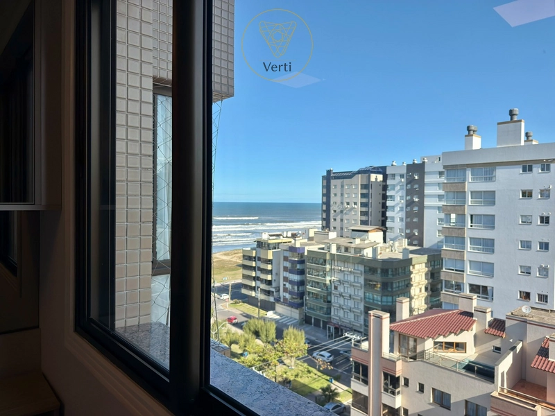 APARTAMENTO DE FRENTE COM VISTA MAR E PRAÇA: 9ª foto da galeria de imagens do imóvel