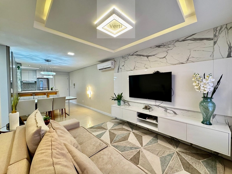 UM APARTAMENTO DIFERENCIADO, COM VISTA ABERTA E MUITO CONFORTO!: 4ª foto da galeria de imagens do imóvel