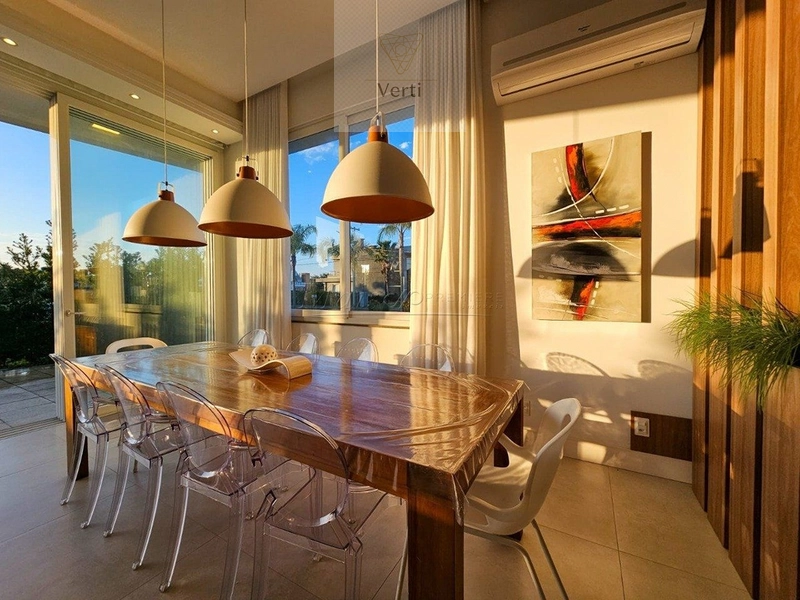 LInda casa 4 suites mobiliada e decorada : 5ª foto da galeria de imagens do imóvel