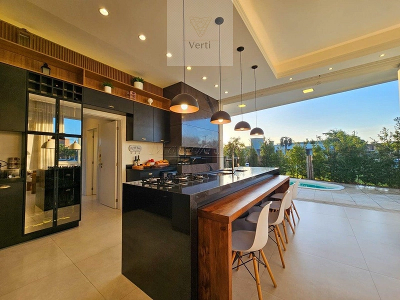 LInda casa 4 suites mobiliada e decorada : 1ª foto da galeria de imagens do imóvel