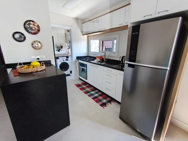 Vista privilegiada no Centro, 2 dormitórios com suíte: 18ª foto da galeria de imagens do imóvel