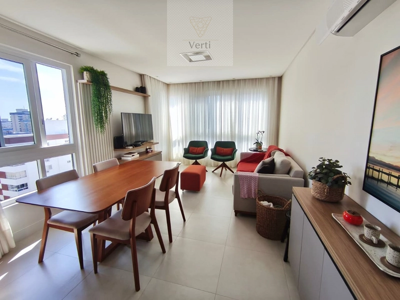 Vista privilegiada no Centro, 2 dormitórios com suíte: 20ª foto da galeria de imagens do imóvel