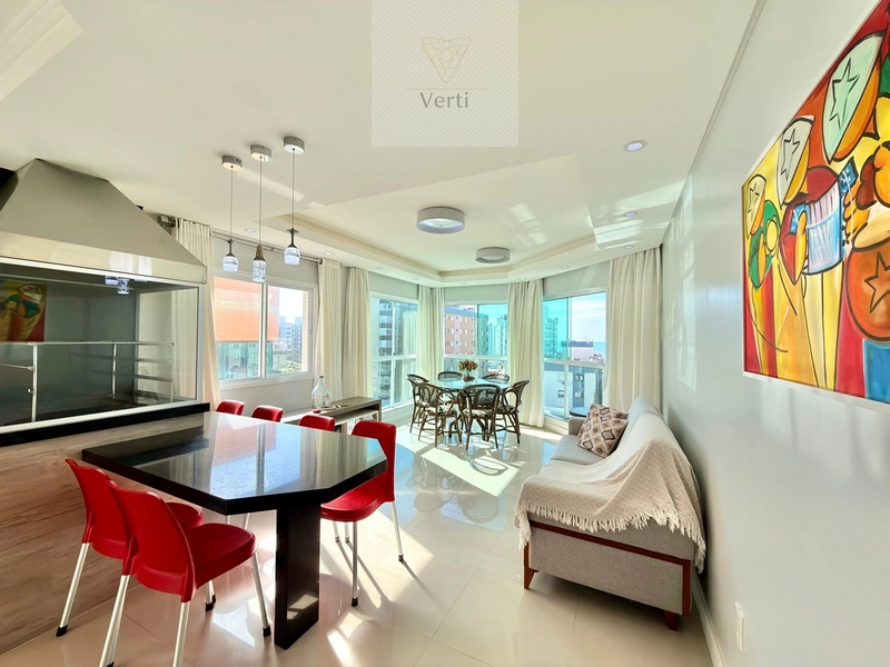 APARTAMENTO ESPAÇOSO EM ANDAR ALTO COM VISTA PARA O MAR E LOCALIZAÇÃO PRIVILEGIADA NA ZONA NOVA: 2ª foto da galeria de imagens do imóvel