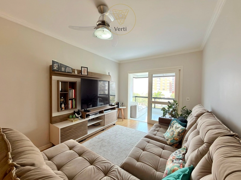 APARTAMENTO COM VISTA PARA O MAR E PRAÇA DO FAROL: 4ª foto da galeria de imagens do imóvel
