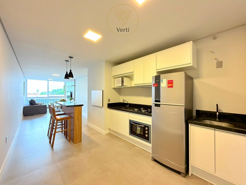 APARTAMENTO MOBILIADO E DECORADO EM ATLÂNTIDA: 2ª foto da galeria de imagens do imóvel