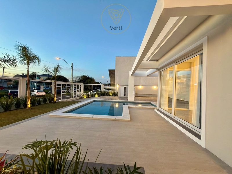 CASA DE ESQUINA COM PISCINA E ENERGIA SOLAR EM CAPÃO DA CANOA: 7ª foto da galeria de imagens do imóvel