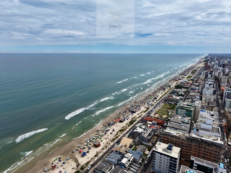 LUXO E SOFISTICAÇÃO A 01 QUADRA DO MAR EM CAPÃO DA CANOA : 2ª foto da galeria de imagens do imóvel