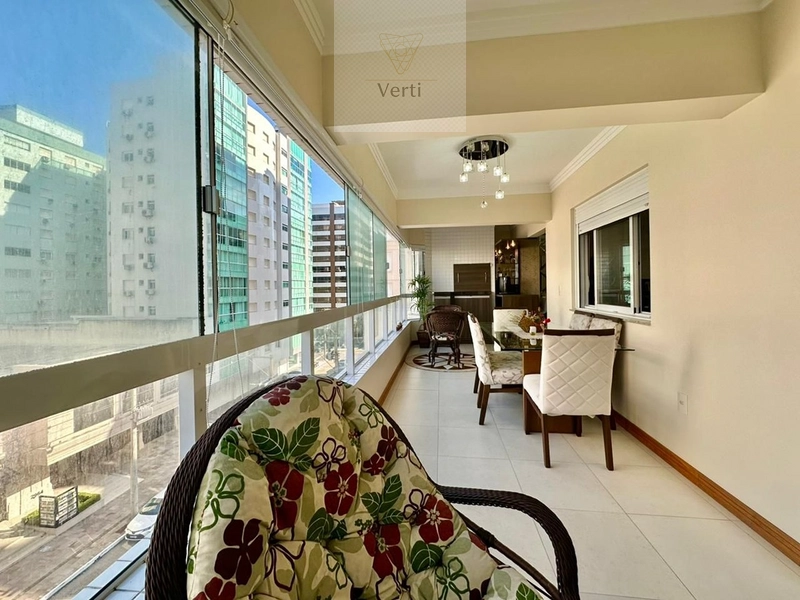 Apartamento amplo em ótima localiazão: 9ª foto da galeria de imagens do imóvel