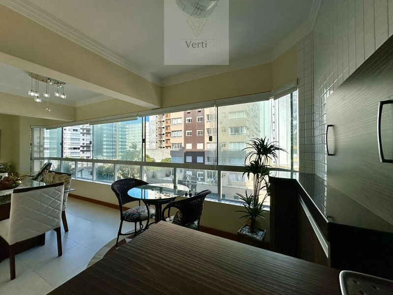 Apartamento amplo em ótima localiazão: 5ª foto da galeria de imagens do imóvel