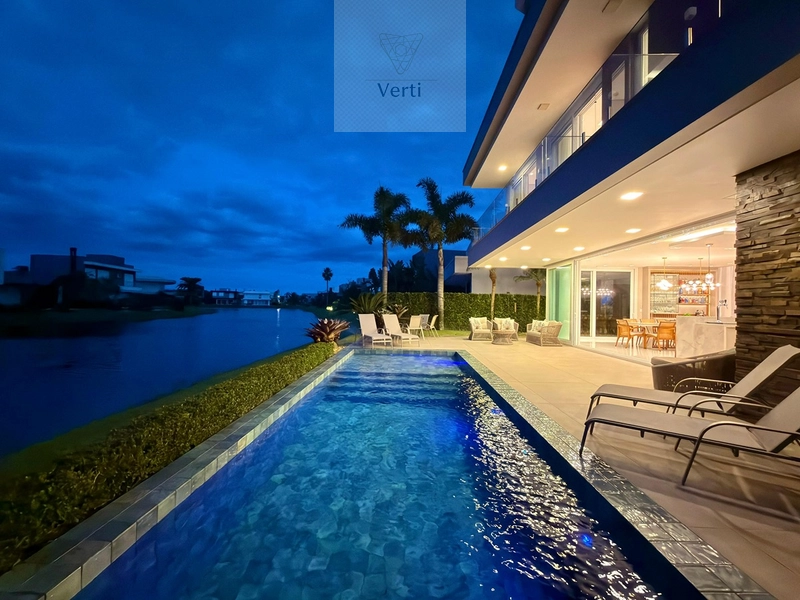 LUXO E EXCLUSIVIDADE Á BEIRA LAGO NO ENSEADA: 5ª foto da galeria de imagens do imóvel