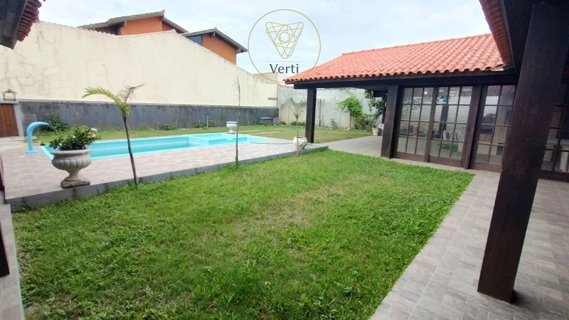 Imóvel com 6 dormitórios, piscina e área de lazer em dois terrenos com 900 m²: 8ª foto da galeria de imagens do imóvel