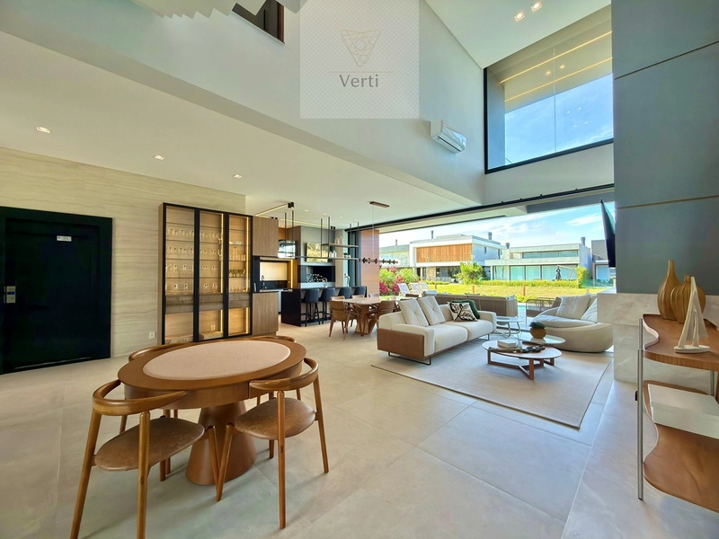 • CASA PREMIUM COM PÉ-DIREITO DUPLO E PISCINA AQUECIDA: 3ª foto da galeria de imagens do imóvel