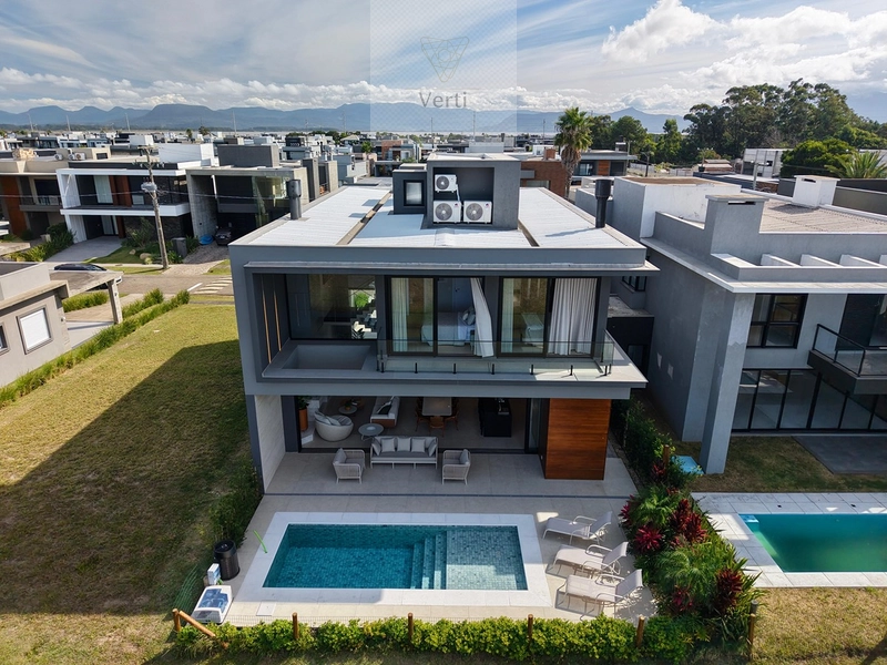 • CASA PREMIUM COM PÉ-DIREITO DUPLO E PISCINA AQUECIDA: 11ª foto da galeria de imagens do imóvel