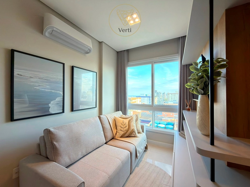 APARTAMENTO COM VISTA PARA O MAR, A UMA QUADRA DA PRAIA E INFRAESTRUTURA COMPLETA: 3ª foto da galeria de imagens do imóvel