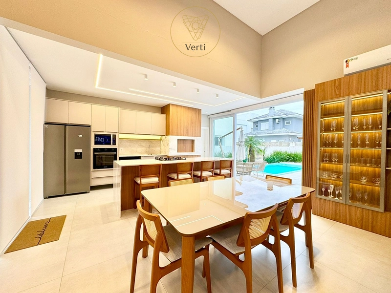CASA À VENDA NO CONDADO DE CAPÃO: 4ª foto da galeria de imagens do imóvel