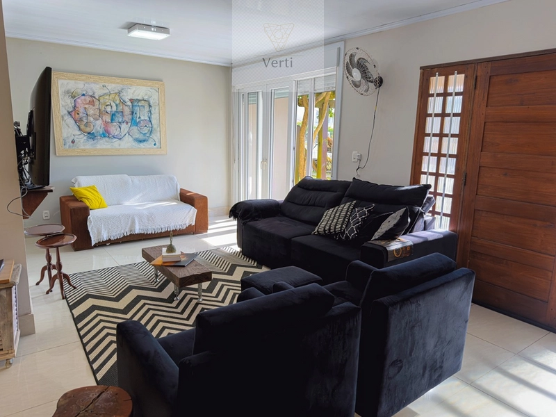 Casa com piscina em Atlântida : 17ª foto da galeria de imagens do imóvel