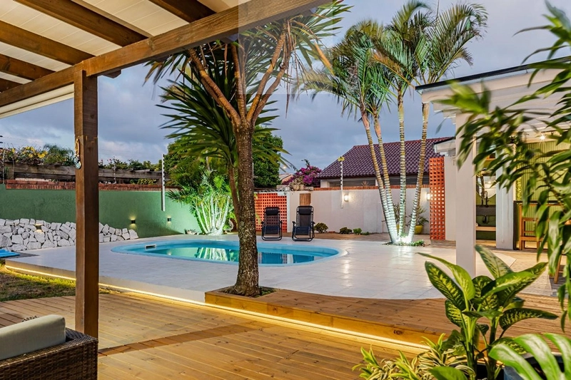 Casa com piscina em Atlântida : 2ª foto da galeria de imagens do imóvel