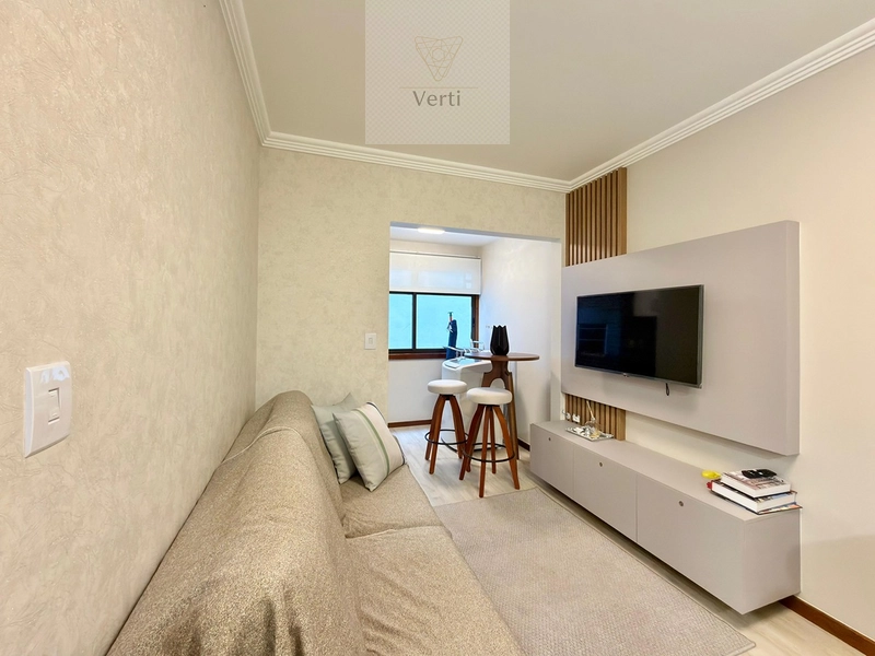 APARTAMENTO NA AVENIDA BEIRA MAR: PRONTO PARA MORAR COM VISTA E CONFORTO : 2ª foto da galeria de imagens do imóvel