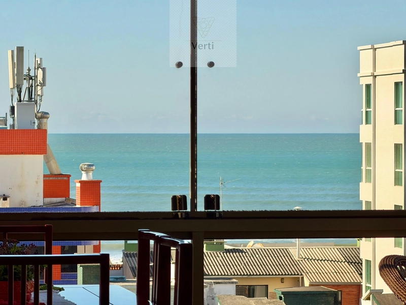 APARTAMENTO DE FRENTE COM VISTA PARA O MAR E PRAÇA NO CENTRO DE CAPÃO DA CANOA: 1ª foto da galeria de imagens do imóvel
