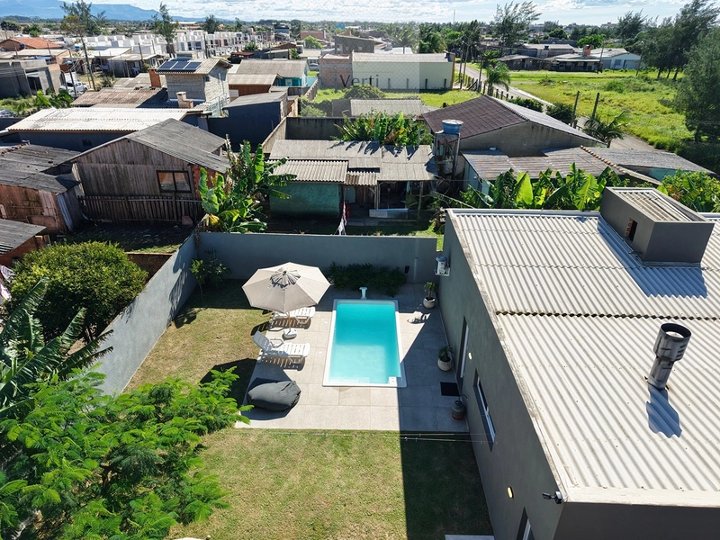CASA À VENDA EM CAPÃO DA CANOA – CONFORTO E EXCLUSIVIDADE NA ZONA NORTE: 4ª foto da galeria de imagens do imóvel