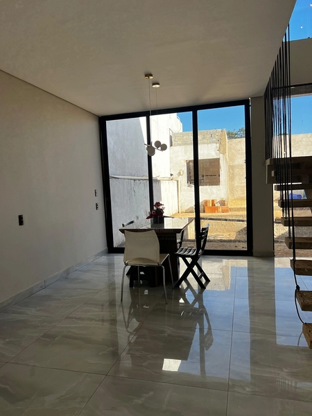 Casa de alto padrão em fase final de acabamento: 10ª foto da galeria de imagens do imóvel