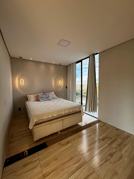 Casa de alto padrão em fase final de acabamento: 4ª foto da galeria de imagens do imóvel