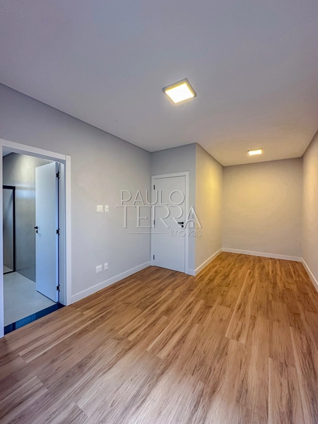 Casa em Condomínio Fechado em Taubaté | 3 Suítes + 4º Quarto, Piscina e Gourmet: 73ª foto da galeria de imagens do imóvel