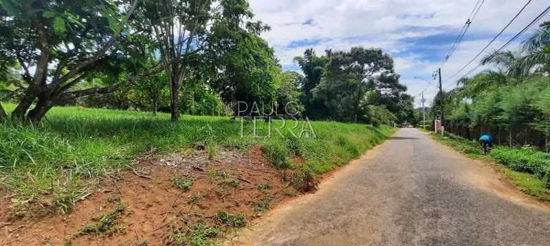 Terreno à venda com ótima topografia no Condomínio Chácaras Cataguá: 1ª foto da galeria de imagens do imóvel