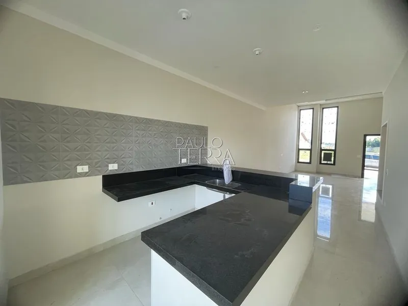 Casa térrea nova com 3 dormitórios, condomínio fechado em Tremembé SP: 9ª foto da galeria de imagens do imóvel