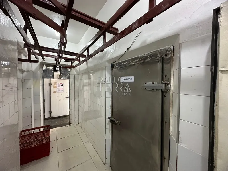 Ponto comercial para alugar com câmaras frias e congelamento -Taubaté: 1ª foto da galeria de imagens do imóvel