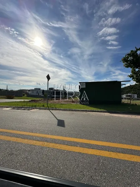 Terreno com 412 m2 de esquina - Condomínio Cyrela em Taubaté SP: 5ª foto da galeria de imagens do imóvel