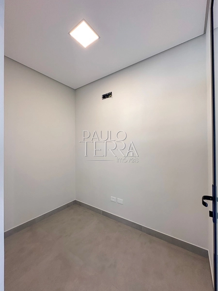 Casa Térrea à Venda no Condomínio Quinta das Palmeiras em Taubaté | 3 Suítes, Escritório, Gourmet e Quintal Amplo: 30ª foto da galeria de imagens do imóvel