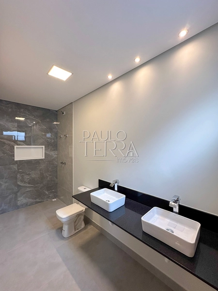 Casa Térrea à Venda no Condomínio Quinta das Palmeiras em Taubaté | 3 Suítes, Escritório, Gourmet e Quintal Amplo: 42ª foto da galeria de imagens do imóvel