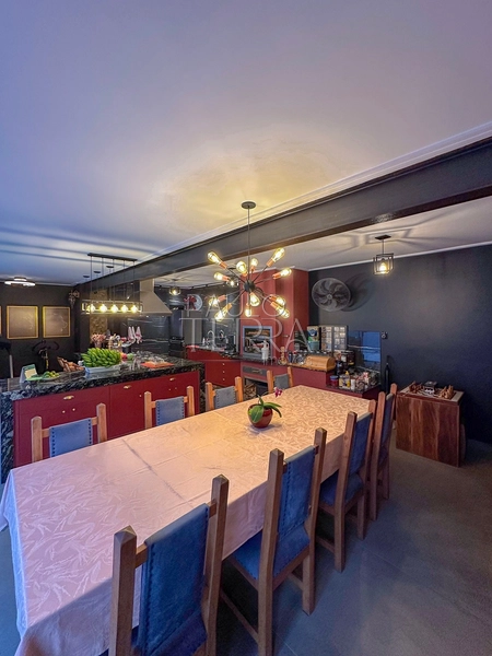 Casa à Venda no Condomínio Campos do Conde Versailles Tremembé | 3 Suítes, Área Gourmet e Planejados: 12ª foto da galeria de imagens do imóvel