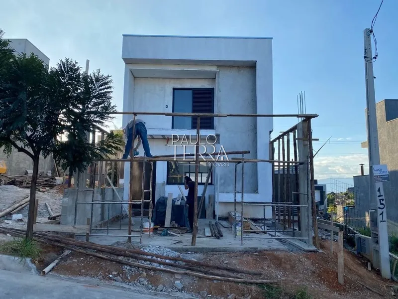 Casa nova 3 dormitórios e quintal - Condomínio fechado em Taubaté SP: 2ª foto da galeria de imagens do imóvel