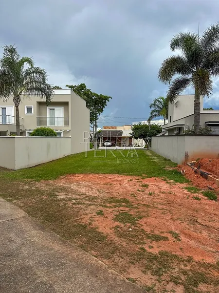 Terreno Plano à Venda no Condomínio Campos do Conde Chambord em Tremembé | 307 m² | Fundo para Área Verde: 14ª foto da galeria de imagens do imóvel