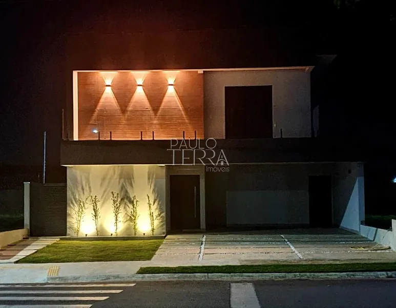 Sobrado 4 dormitórios e quintal grande Condomínio Verdes Vales Taubaté: 22ª foto da galeria de imagens do imóvel