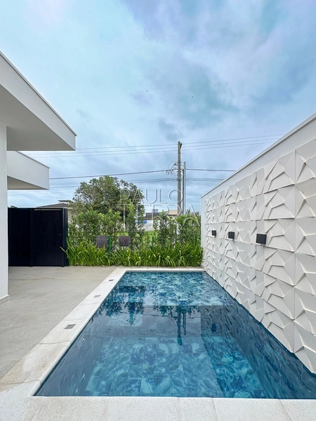 Casa térrea com 3 suítes, piscina, armários planejados no Condomínio San Marco em Taubaté SP: 31ª foto da galeria de imagens do imóvel