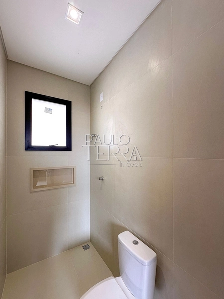 Sobrado à Venda no Condomínio Pérola do Vale Taubaté | 3 Suítes, Energia Solar, Área Gourmet e Quintal Grande: 6ª foto da galeria de imagens do imóvel