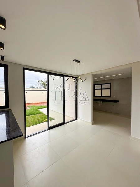 Sobrado à Venda no Condomínio Pérola do Vale Taubaté | 3 Suítes, Energia Solar, Área Gourmet e Quintal Grande: 10ª foto da galeria de imagens do imóvel