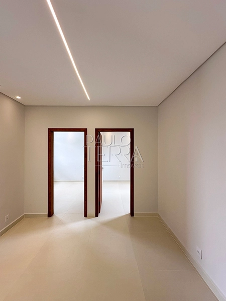 Sobrado à Venda no Condomínio Pérola do Vale Taubaté | 3 Suítes, Energia Solar, Área Gourmet e Quintal Grande: 36ª foto da galeria de imagens do imóvel