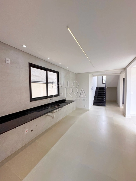 Sobrado à Venda no Condomínio Pérola do Vale Taubaté | 3 Suítes, Energia Solar, Área Gourmet e Quintal Grande: 18ª foto da galeria de imagens do imóvel